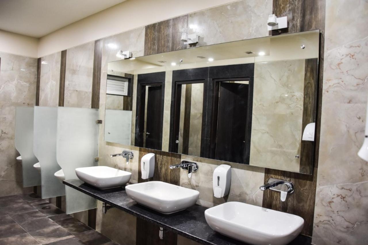 Hotel Platinum Shravasti Katra  Exterior photo
