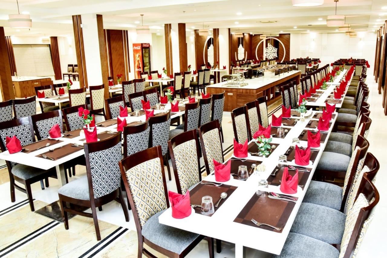 Hotel Platinum Shravasti Katra  Exterior photo